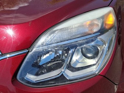 Used 2017 Chevrolet Equinox LT w/ Convenience Package image 9