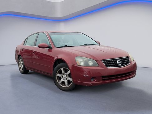 Used 2005 Nissan Altima 2.5 S w/ (G01) Convenience Plus Pkg image 2