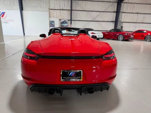Used 2022 Porsche 718 Boxster Spyder RWD image 96