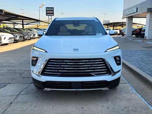 New 2026 Buick Enclave Preferred image 9