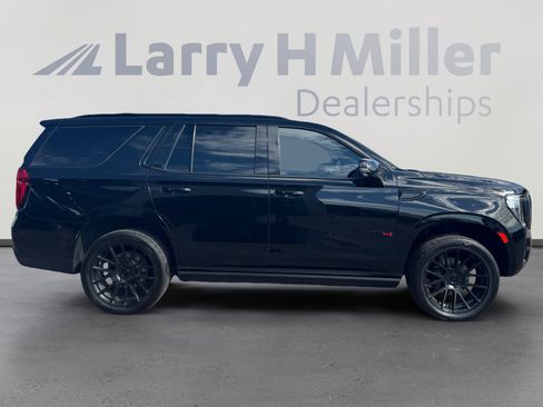 Used 2021 GMC Yukon AT4 w/ AT4 Premium Package AWD/4WD image 6