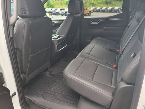 Used 2024 GMC Sierra 1500 Elevation w/ Elevation Premium Package AWD/4WD image 21