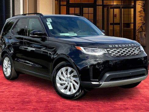 New 2025 Land Rover Discovery S AWD/4WD image 4