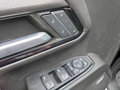 Used 2024 GMC Sierra 2500 AT4 w/ AT4 Premium Plus Package image 33