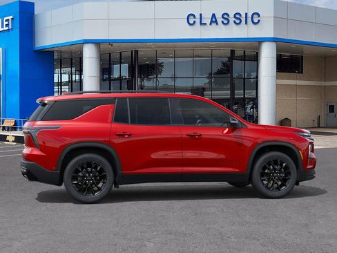 New 2026 Chevrolet Traverse LT image 5