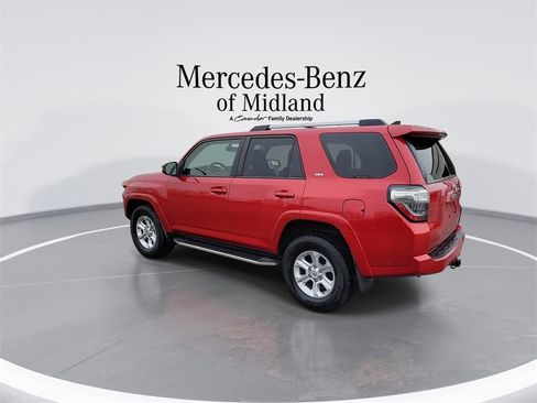 Used 2019 Toyota 4Runner SR5 image 6