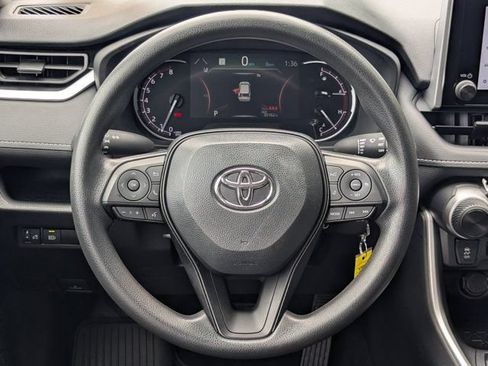 Used 2024 Toyota RAV4 LE FWD image 20