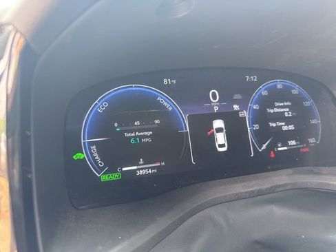 Used 2025 Toyota Camry XLE w/ Premium Plus Package image 10