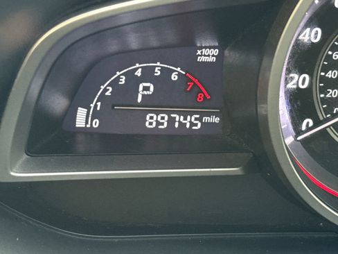 Used 2016 MAZDA MAZDA3 i Touring FWD image 23