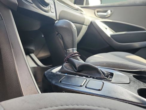 Used 2014 Hyundai Santa Fe Sport image 15