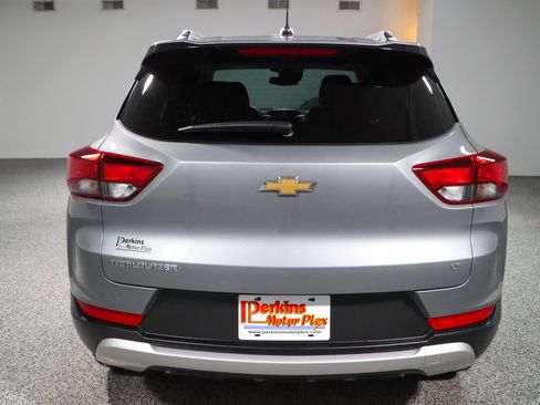 Used 2023 Chevrolet TrailBlazer LT w/ Convenience Package FWD image 8