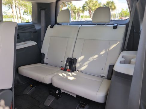 Used 2024 Hyundai Santa Fe SEL image 40