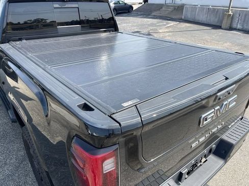 Used 2024 GMC Sierra 2500 Denali w/ Denali Reserve Package AWD/4WD image 23
