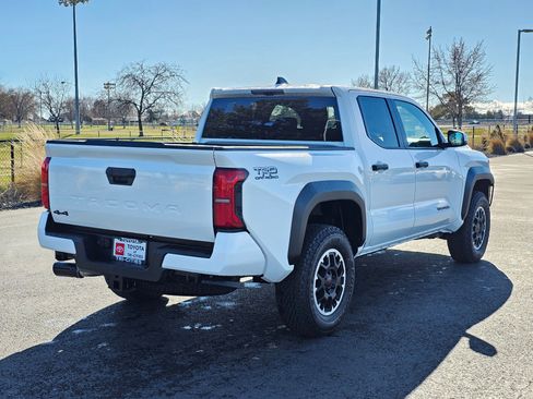 New 2026 Toyota Tacoma TRD Off-Road image 5