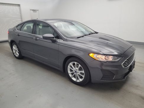 Used 2019 Ford Fusion SE FWD image 11