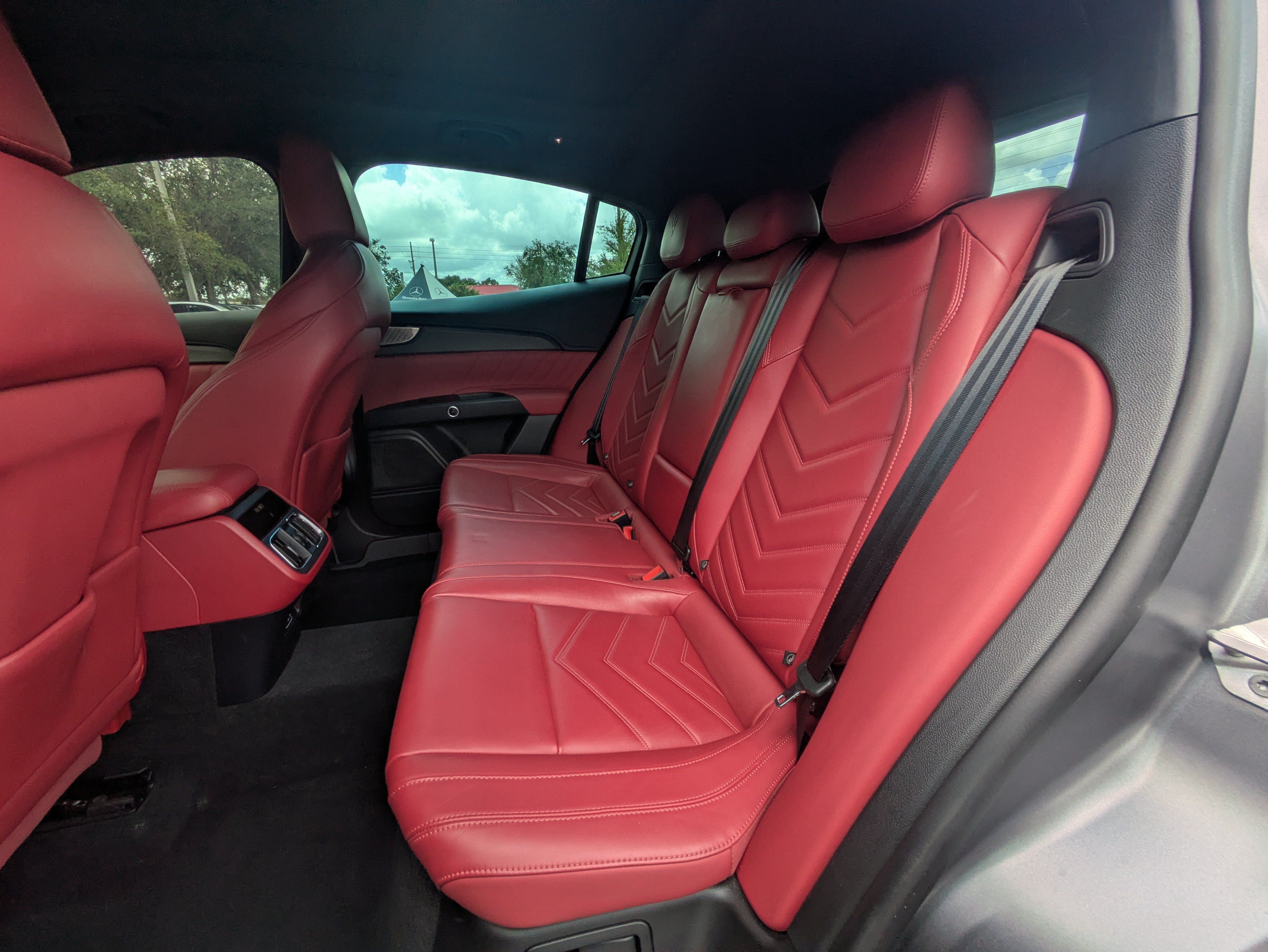 Used 2023 Maserati Grecale Trofeo AWD/4WD image 13