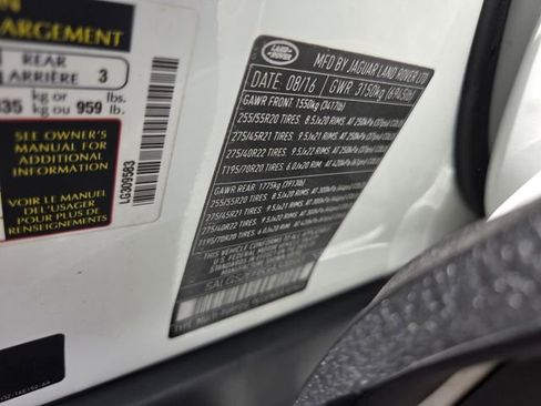 Used 2016 Land Rover Range Rover Supercharged image 24