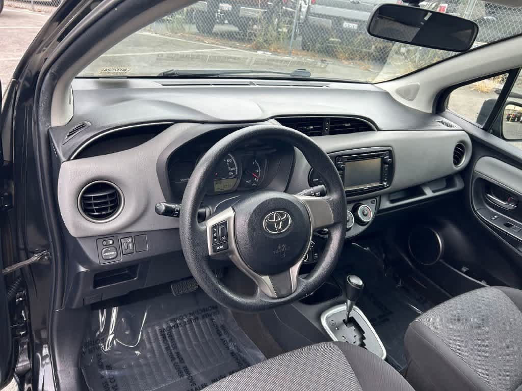 Used 2015 Toyota Yaris LE FWD image 2