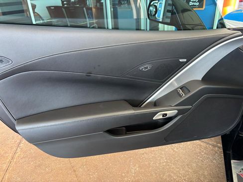 Used 2019 Chevrolet Corvette Stingray Coupe w/ Battery Protection Package image 19