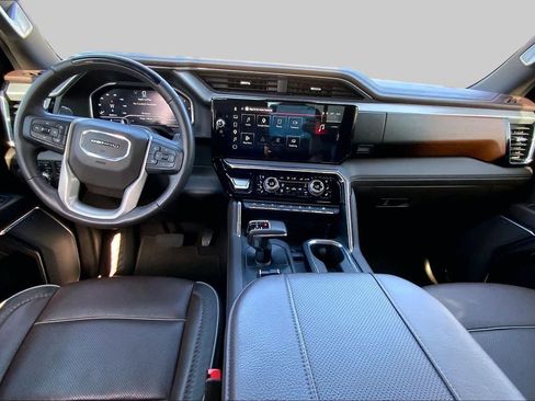 Used 2024 GMC Sierra 1500 Denali AWD/4WD image 15