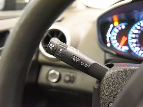 Used 2020 Chevrolet Sonic LT image 20