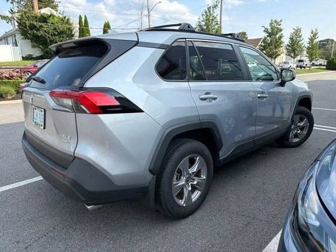 Used 2025 Toyota RAV4 XLE w/ Convenience Package AWD/4WD image 6