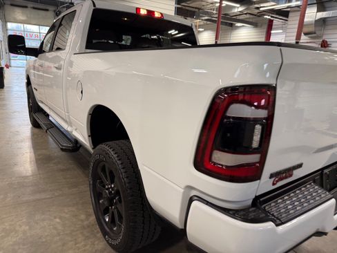 Certified 2024 RAM 2500 Big Horn w/ Night Edition AWD/4WD image 30