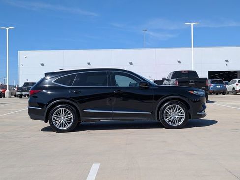 Used 2023 Acura MDX SH-AWD w/ Advance Package image 6