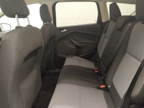Used 2018 Ford Escape SE w/ SE Sync 3 Package AWD/4WD image 18
