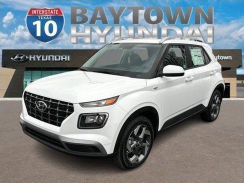 New 2025 Hyundai Venue SEL image 1