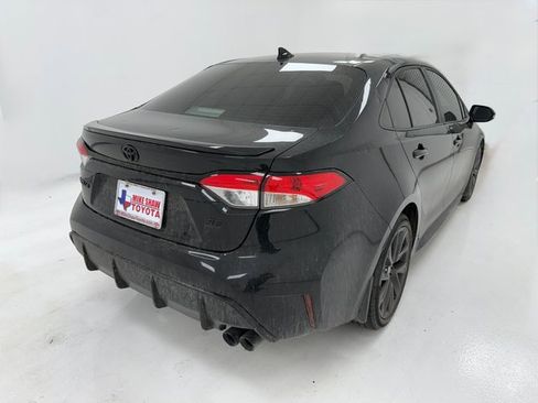 Used 2023 Toyota Corolla SE image 9