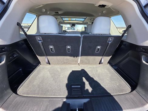 Used 2023 Honda Pilot Elite image 33