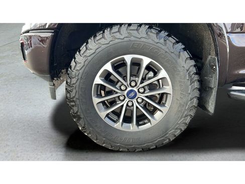 Used 2019 Ford F150 XLT w/ Equipment Group 302A Luxury image 34