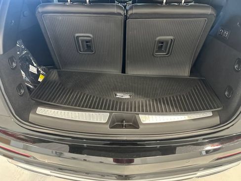 Certified 2024 Cadillac XT6 Premium Luxury AWD/4WD image 28