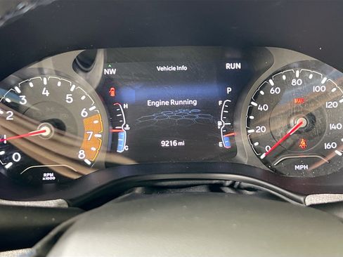 Used 2022 Jeep Compass Latitude AWD/4WD image 12
