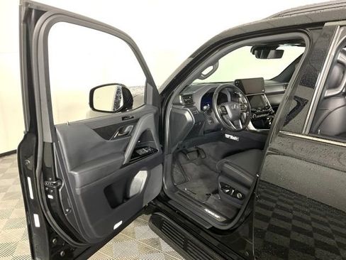 Used 2023 Lexus LX 600 4WD w/ Appearance Package image 27