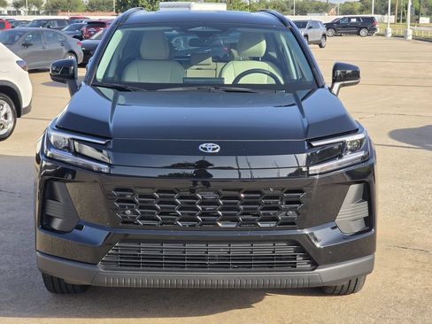 Used 2026 Toyota RAV4 XLE Premium FWD image 3