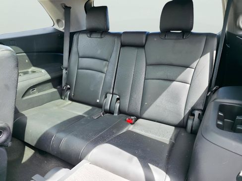Used 2017 Honda Pilot Elite image 14