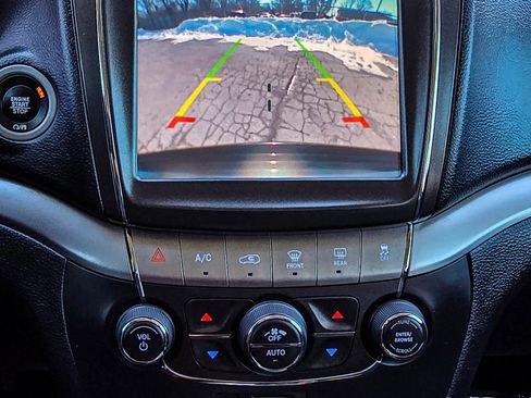 Used 2020 Dodge Journey Crossroad image 19