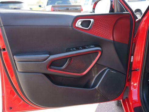 Used 2020 Kia Soul GT-Line Turbo FWD image 14