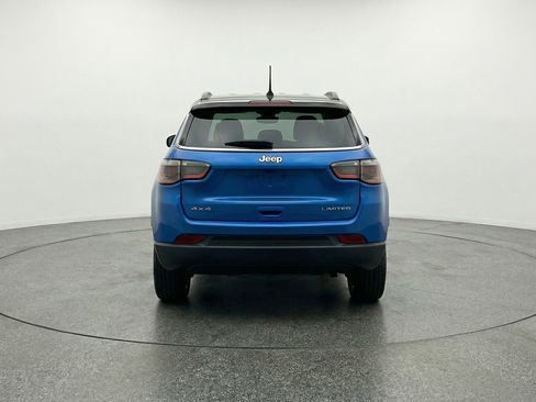 Used 2025 Jeep Compass Limited image 7