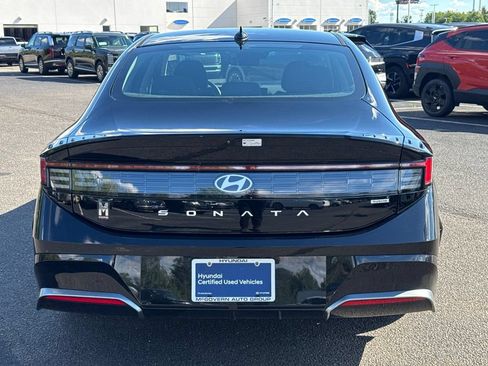 Certified 2025 Hyundai Sonata SEL FWD image 9