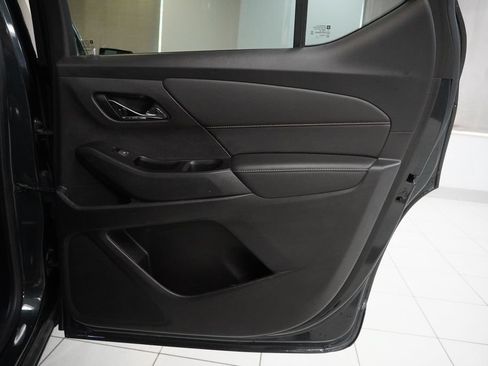 Used 2019 Chevrolet Traverse LT w/ LPO, Floor Liner Package AWD/4WD image 22