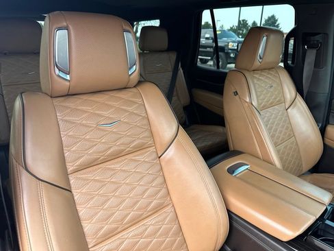 Certified 2022 Cadillac Escalade Sport w/ Touring Package AWD/4WD image 30