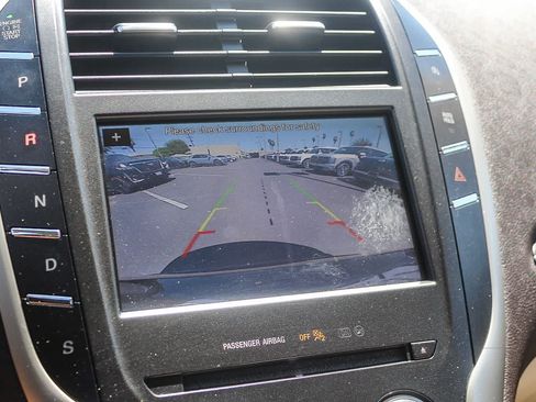 Used 2019 Lincoln MKC Reserve FWD image 32