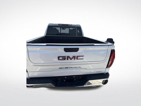 Used 2024 GMC Sierra 1500 SLT AWD/4WD image 9