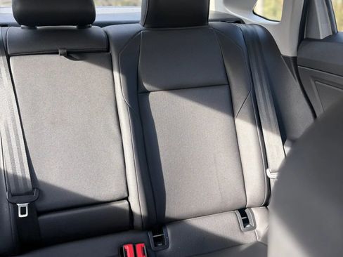 Used 2019 Volkswagen Jetta SE image 13