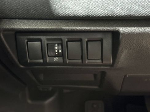 Used 2022 Subaru Outback AWD/4WD image 18