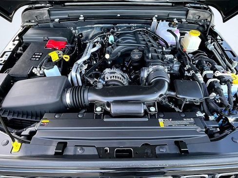 New 2026 Jeep Gladiator Sport image 10