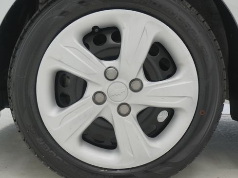 Used 2021 Chevrolet Spark LS FWD image 22